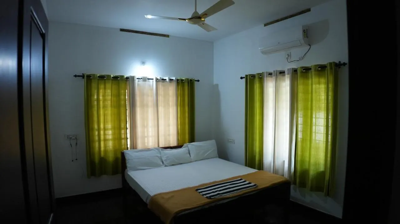 Thas Apartment Near Rajagiri Hospital Alwaye
